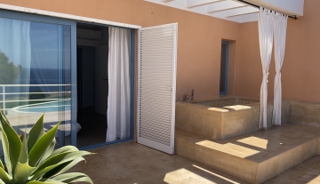 Resa estates huis huren for rent Cala Tarida 1 Terrace 3.jpg